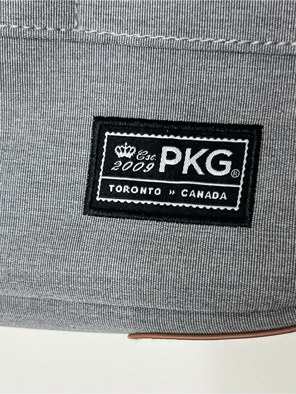 PKG Annex Messenger 16” Laptop Bag New